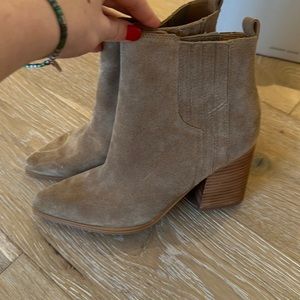 Mark Fisher Size 9 boots